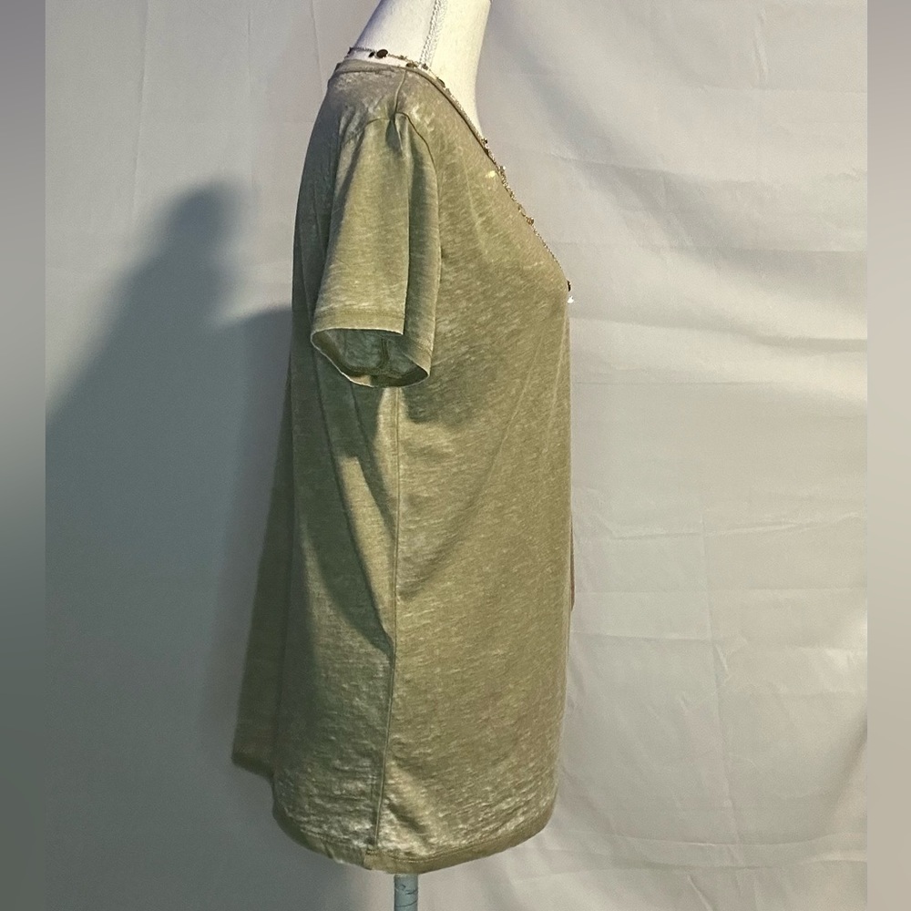Distress Tee - Picture 3 of 5
